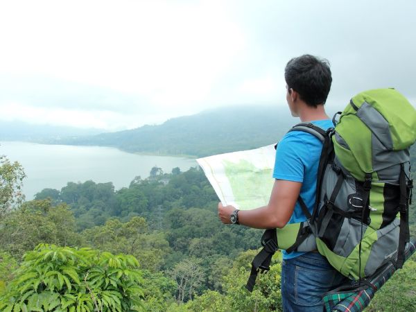 travel backpack with laptop compartment